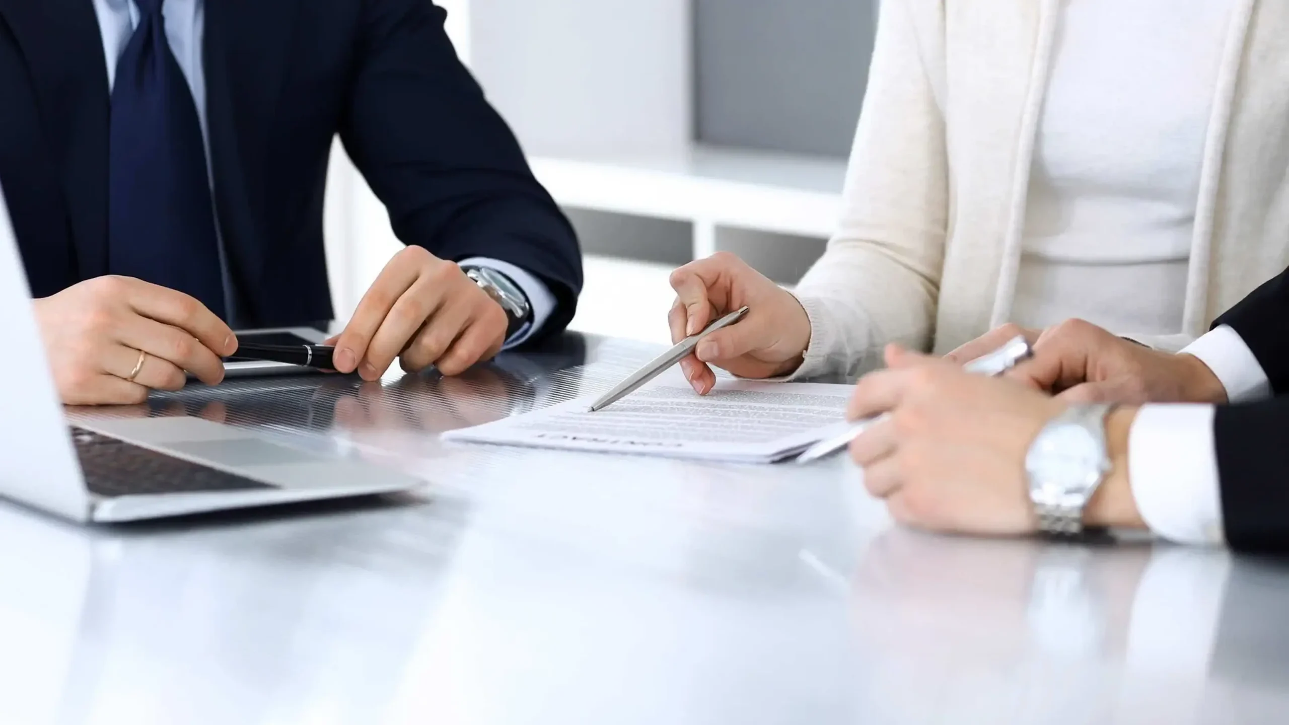 Our team - page cover - Novalgen